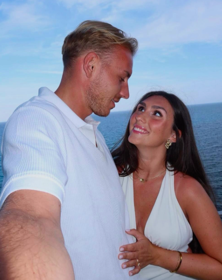 Timo Becker Freundin Laureen: Romantischer Heiratsantrag Auf Mallorca
